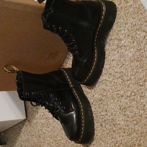 Doc Martin Jadon Boot smooth leather platforms